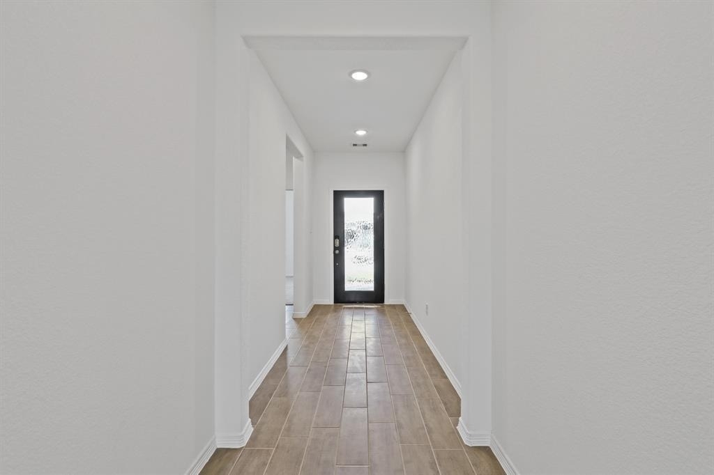 23015 Forebear Drive - Photo 4