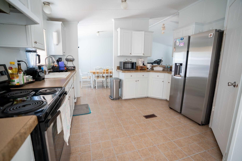 20511 N Sabine Drive - Photo 9