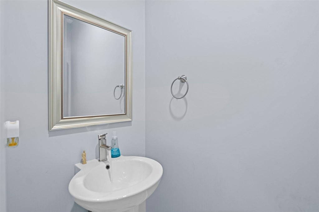 2413 Pease Street - Photo 19