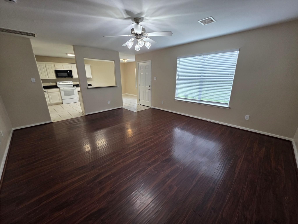 28942 Village Creek Loop - Photo 3