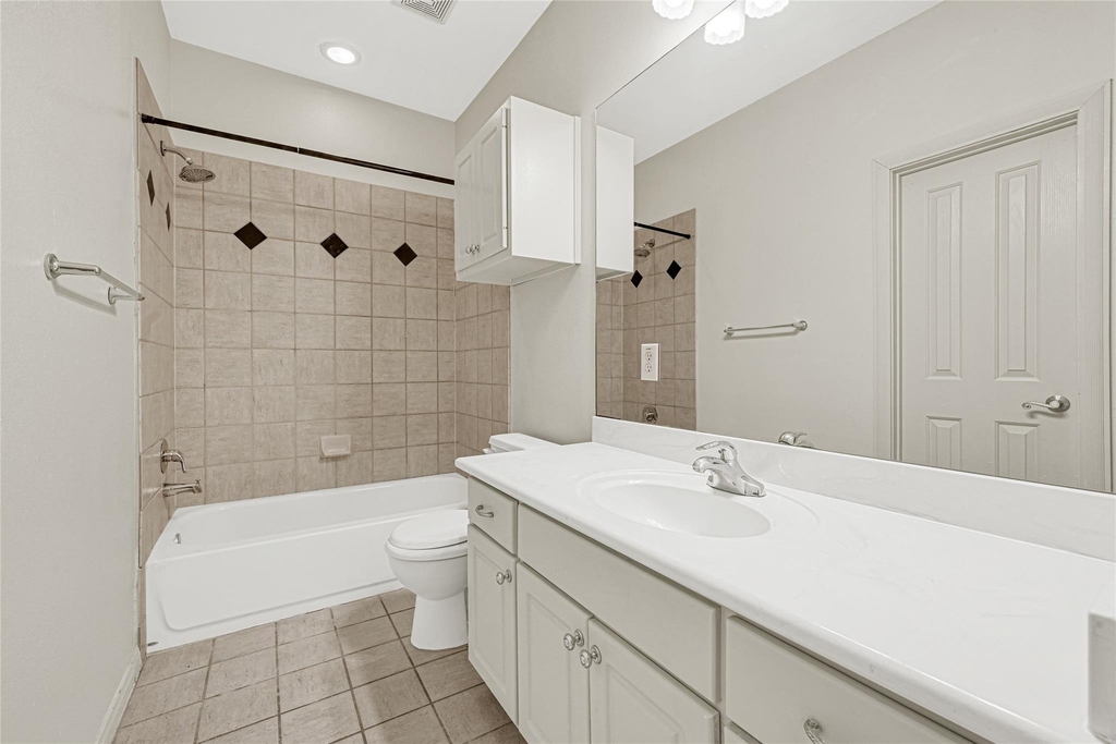 2414 Calumet Street - Photo 24