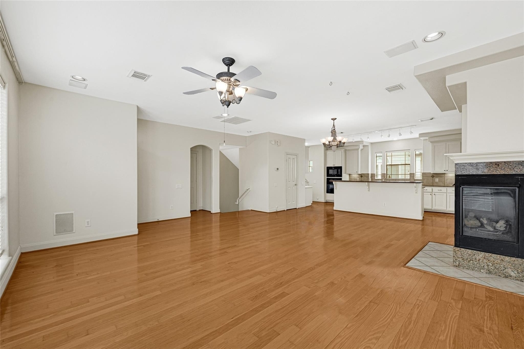 2414 Calumet Street - Photo 10