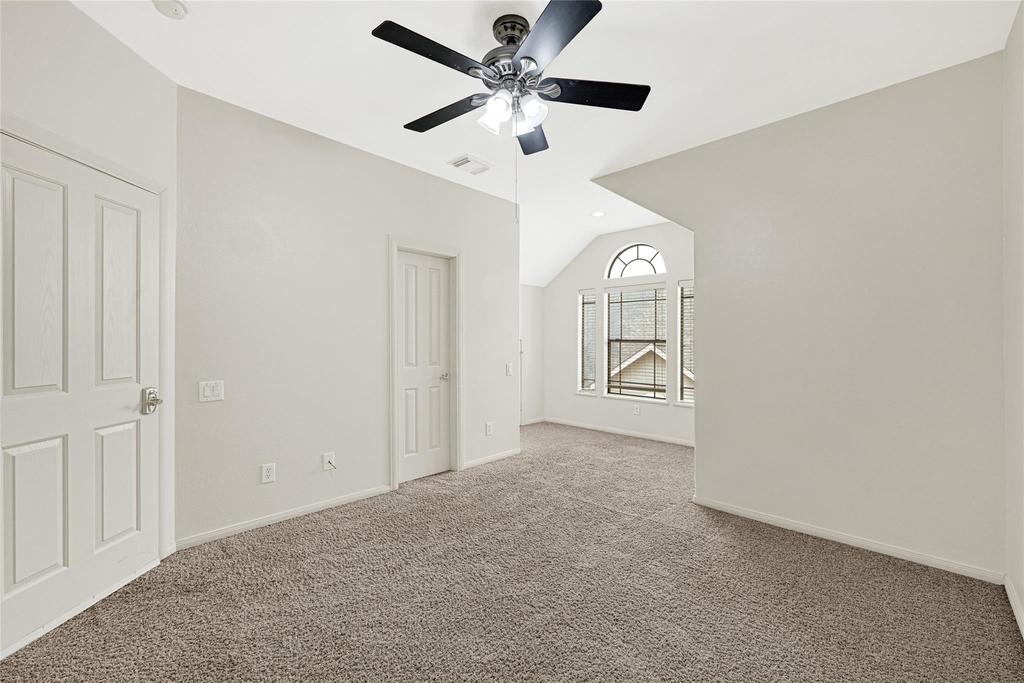 2414 Calumet Street - Photo 23
