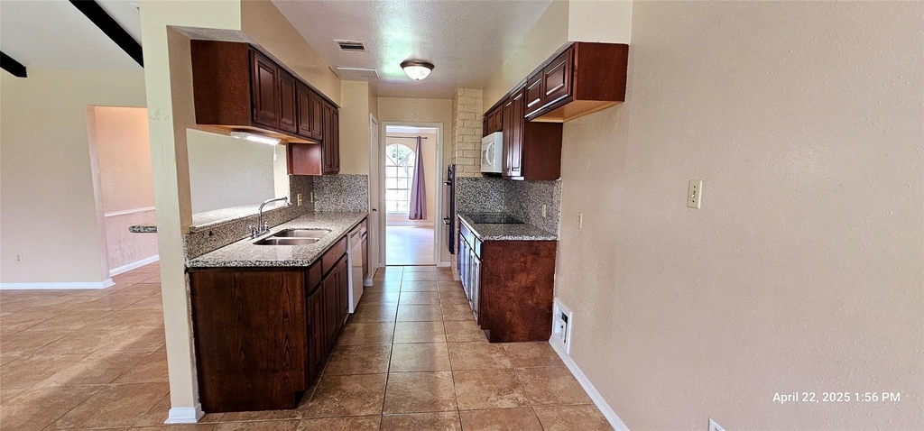 6719 Mccullum Road - Photo 8