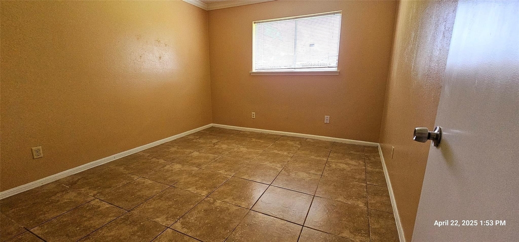 6719 Mccullum Road - Photo 13