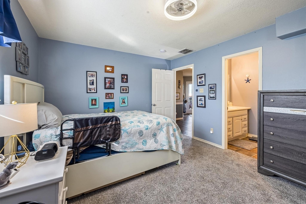 601 Wave Court - Photo 29