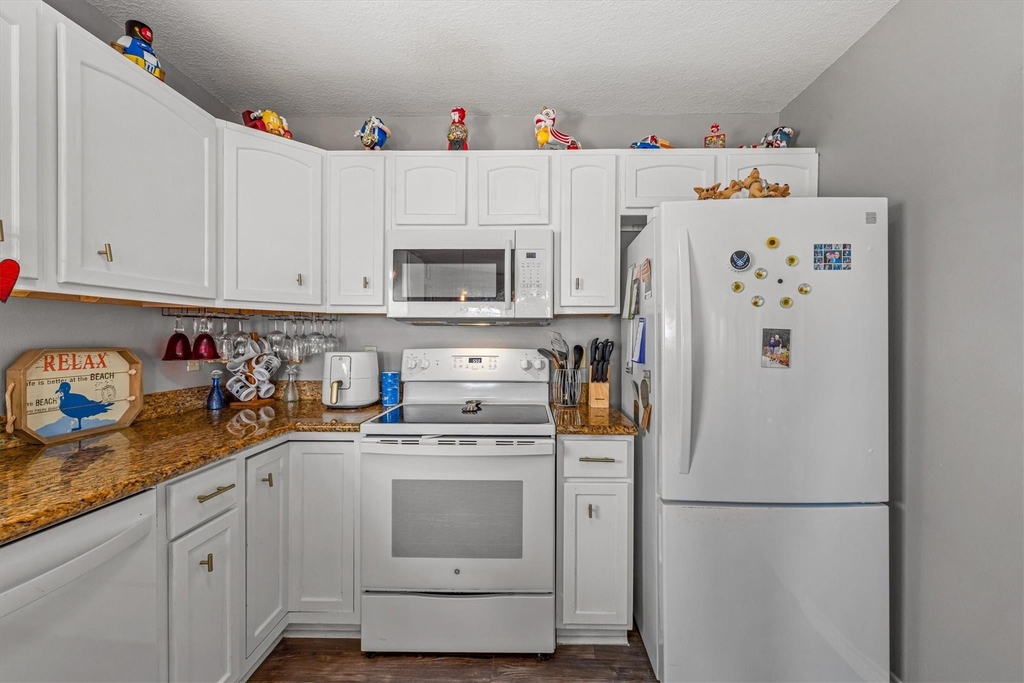 601 Wave Court - Photo 20