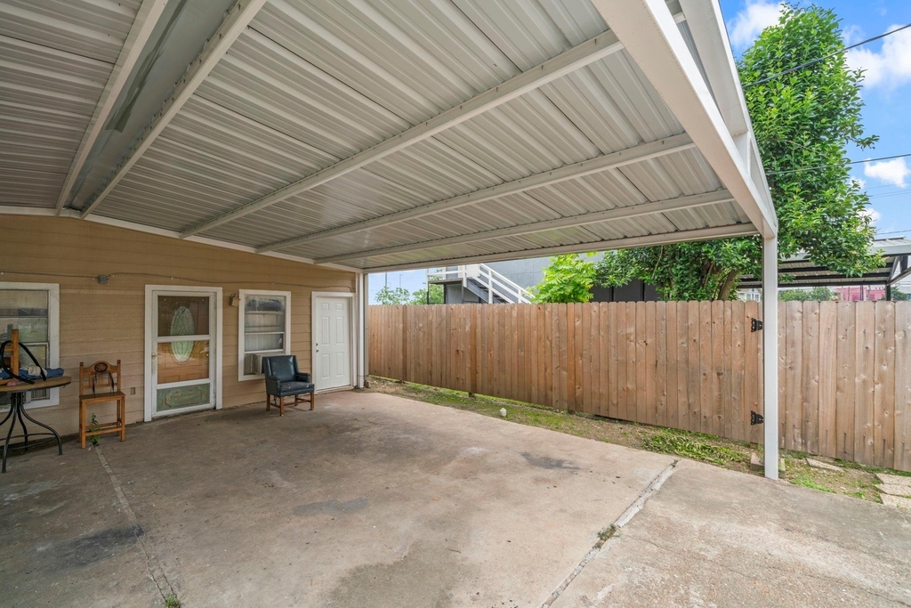 303 Linwood Street - Photo 16