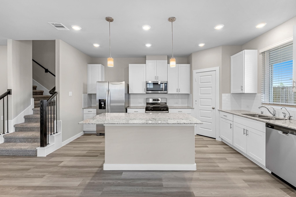 1514 Blue Acer Drive - Photo 3