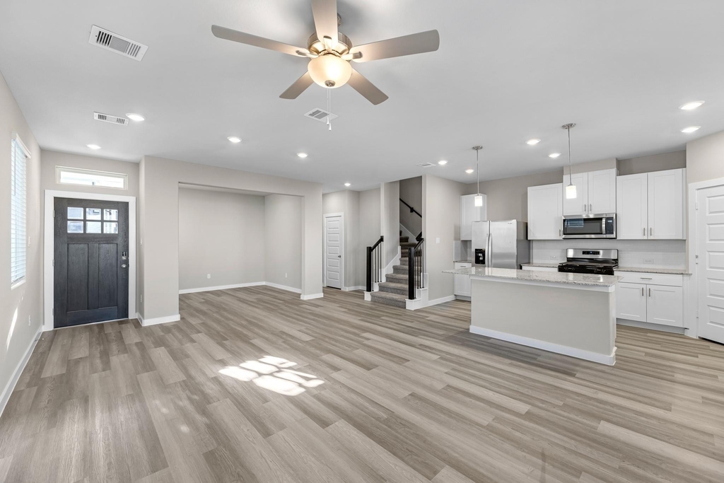 1514 Blue Acer Drive - Photo 6
