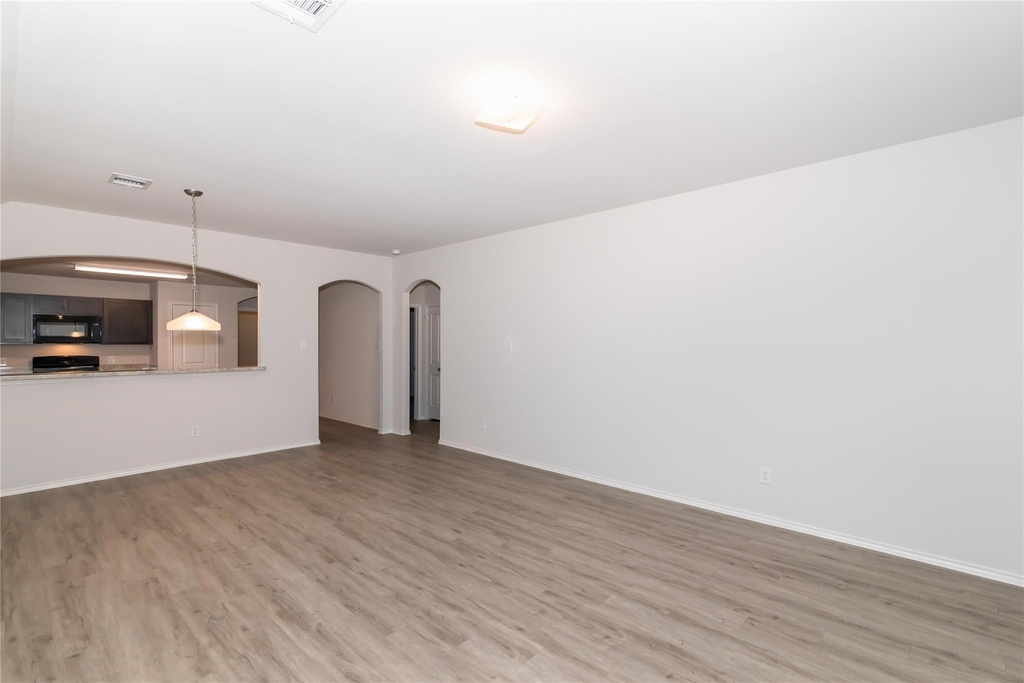 2752 Madison Court - Photo 4