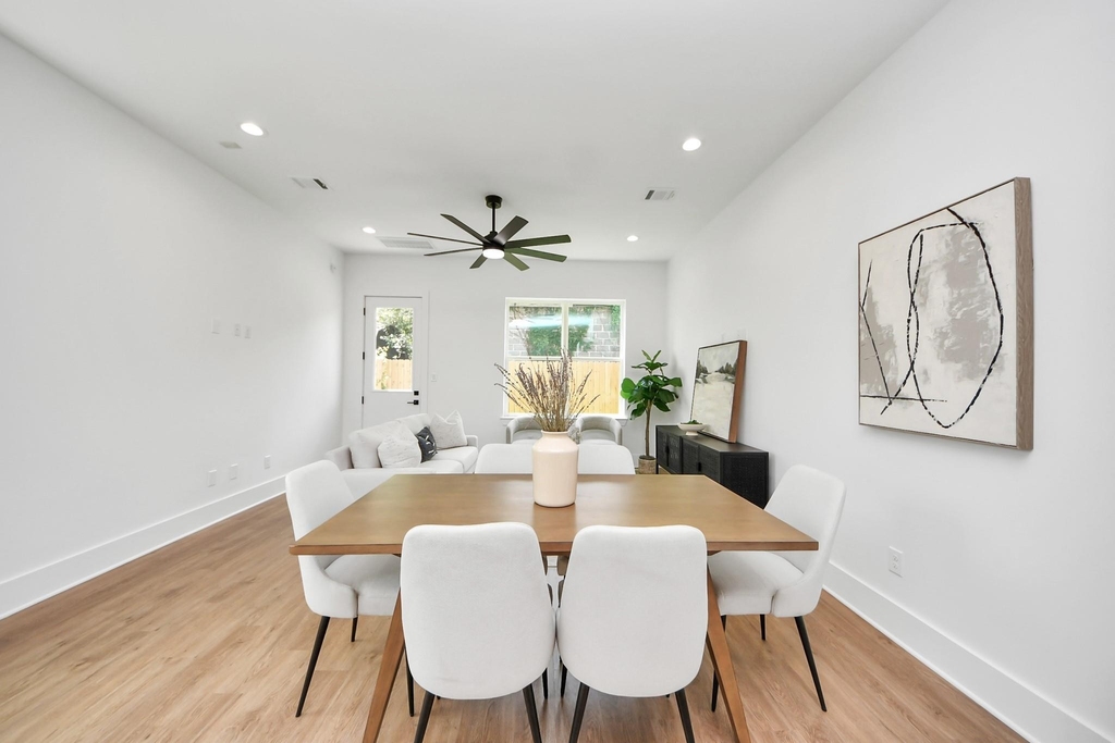 5029 Broom Street - Photo 6