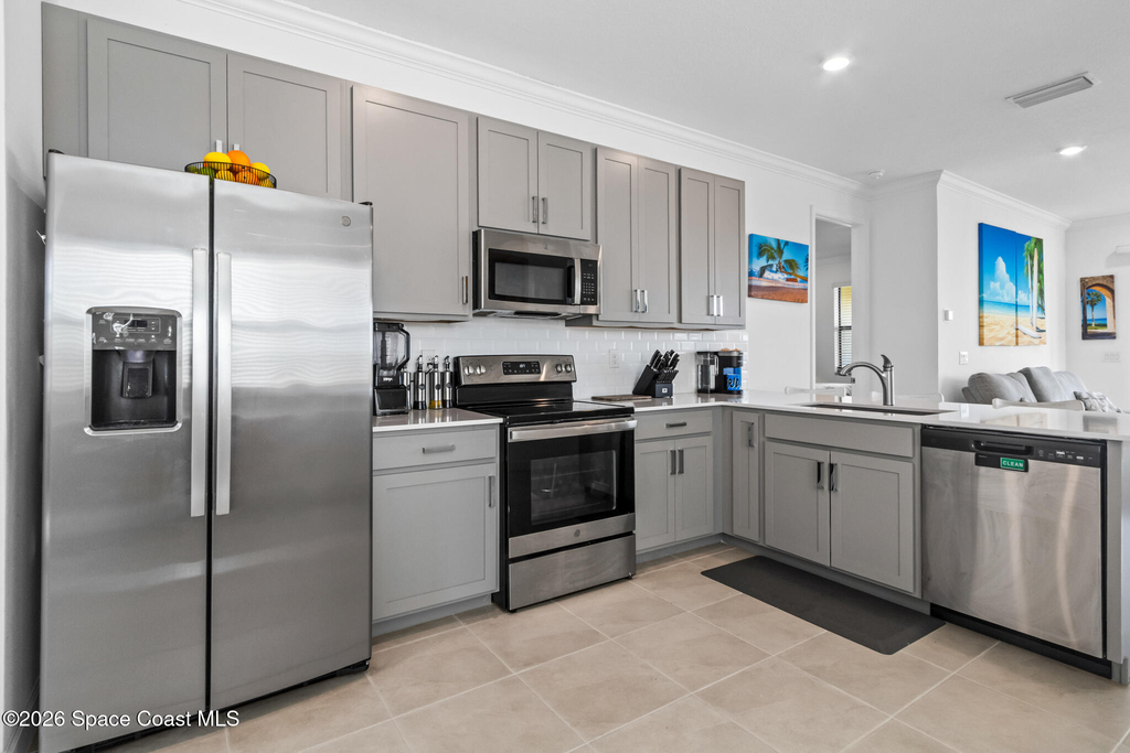 9713 Alister Drive - Photo 3