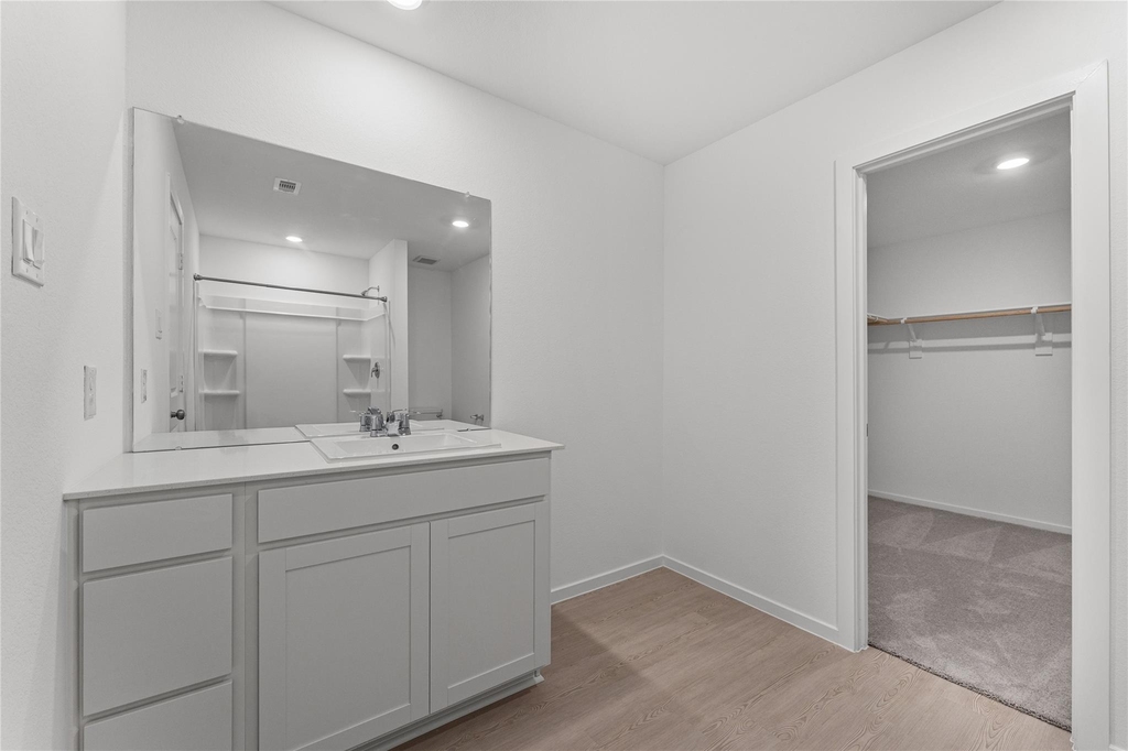 6406 Breakaway Grove Drive - Photo 7