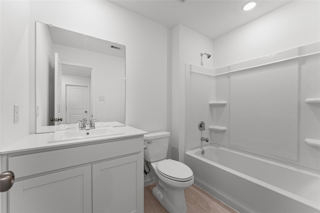 6406 Breakaway Grove Drive - Photo 10