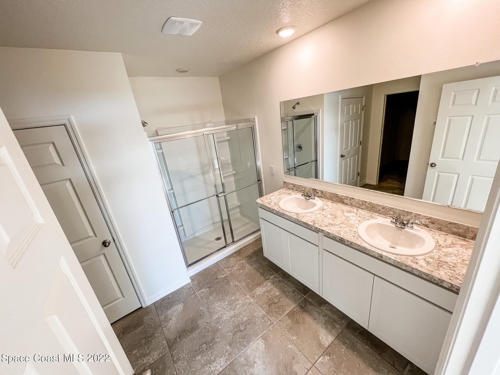 3722 Coachman Lane Se - Photo 4