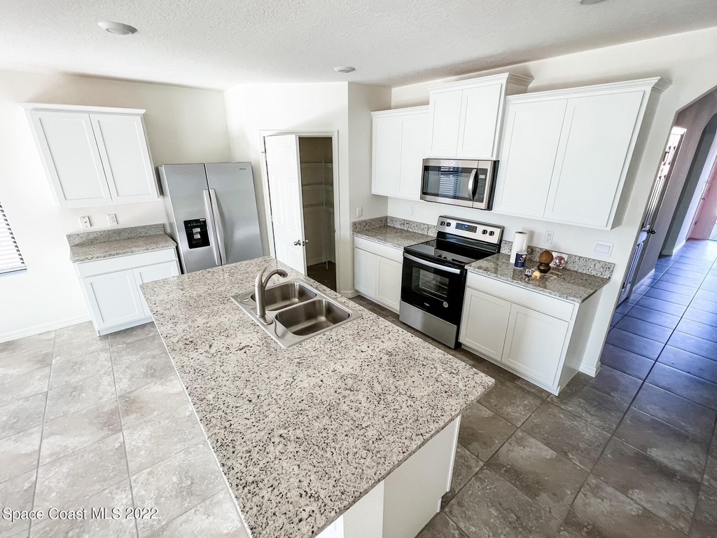 3722 Coachman Lane Se - Photo 1