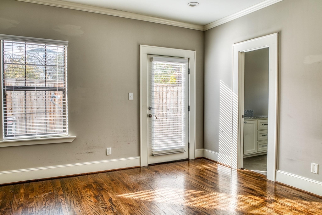 5711 Winsome Lane - Photo 2