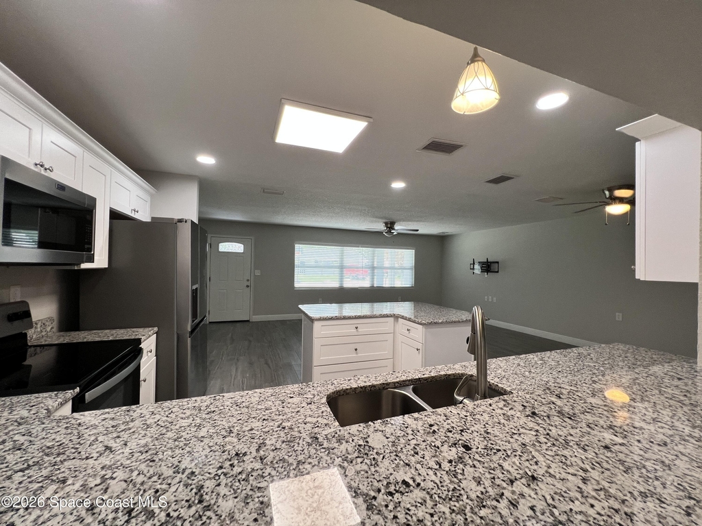 776 Sara Jane Lane - Photo 8