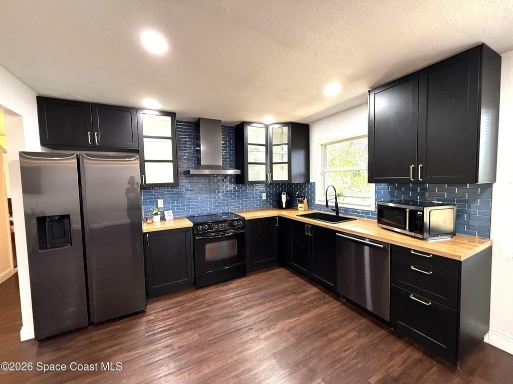 668 Hampton Drive Ne - Photo 7