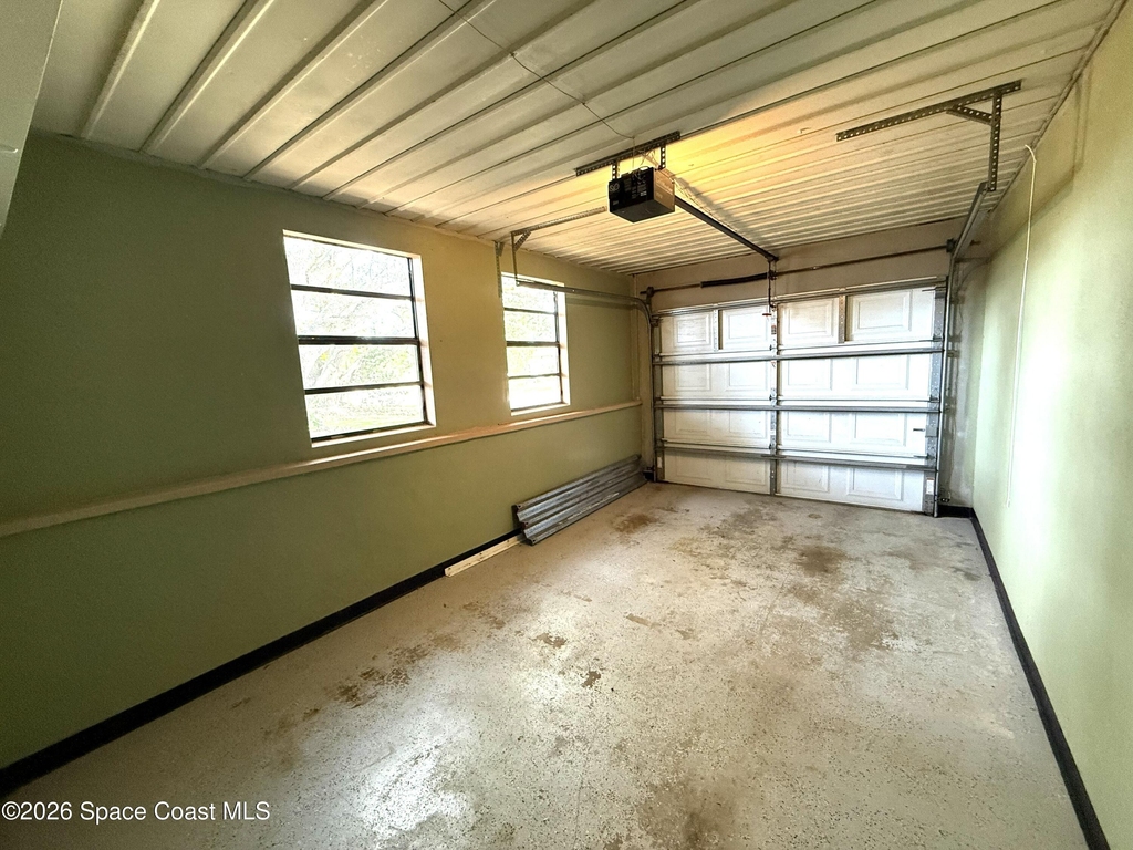 668 Hampton Drive Ne - Photo 27