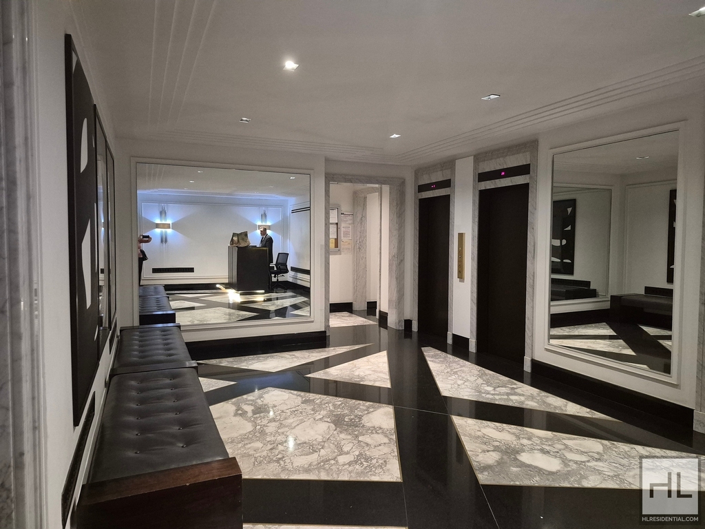 5 Avenue - Photo 25