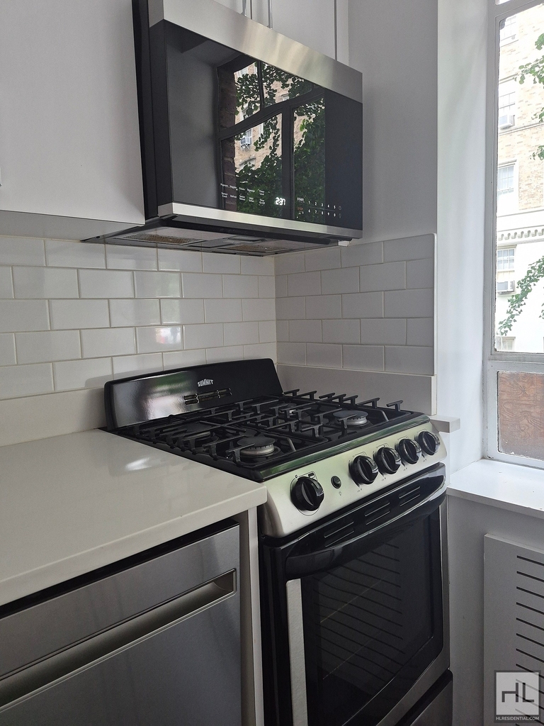 5 Avenue - Photo 6