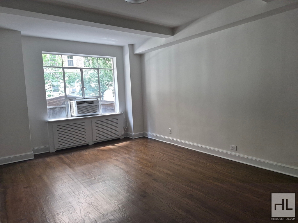 5 Avenue - Photo 9