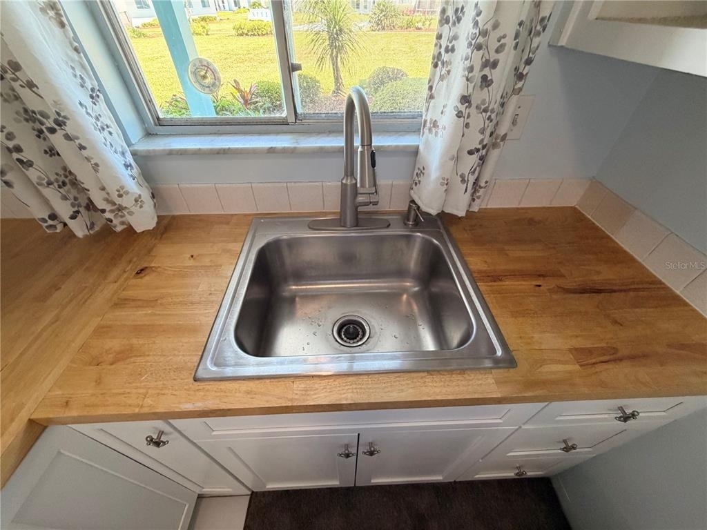 3009 N Halifax Avenue - Photo 10