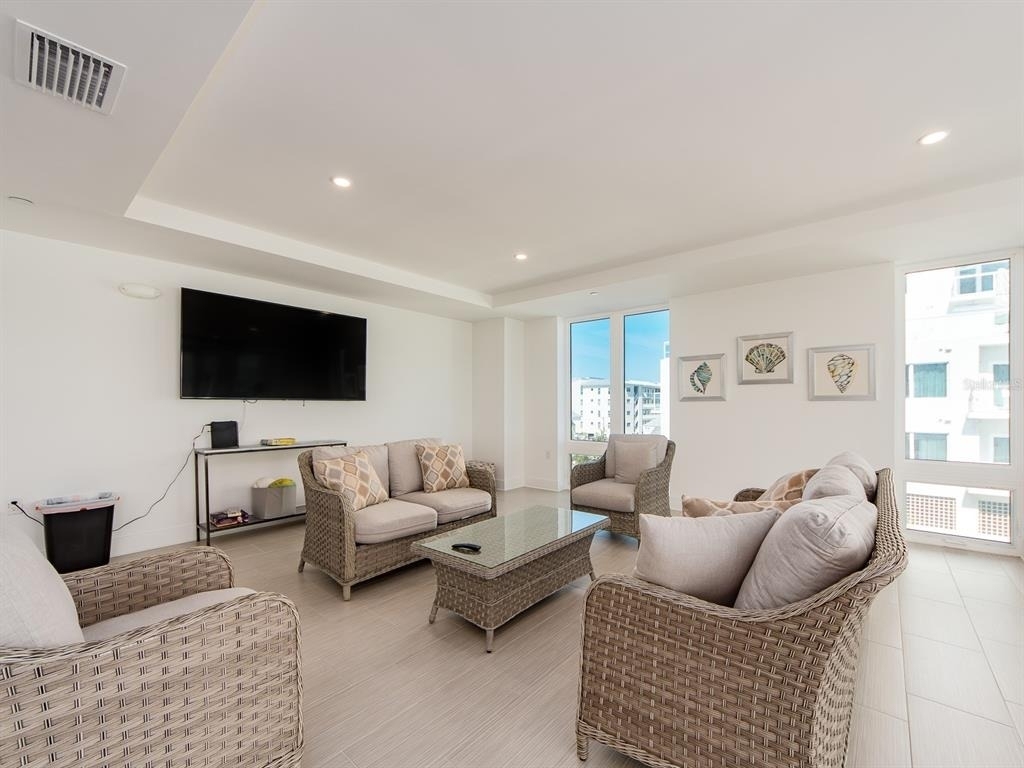 15 Avalon Street - Photo 30