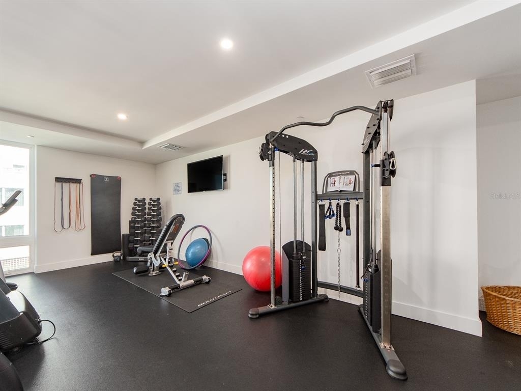 15 Avalon Street - Photo 32