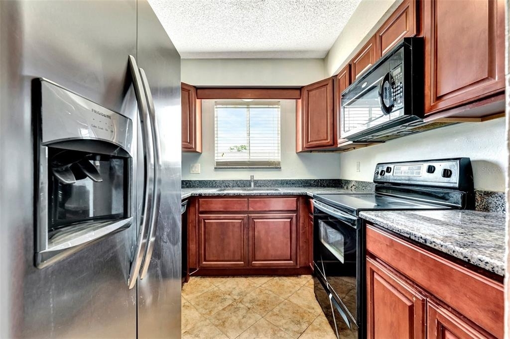13300 Walsingham Road - Photo 14