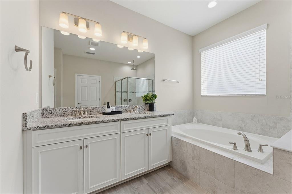 12451 Nouveau Avenue - Photo 8