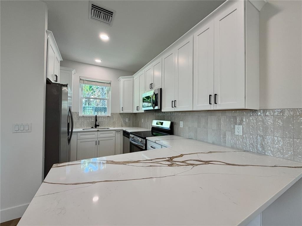 2846 30th Avenue N - Photo 6