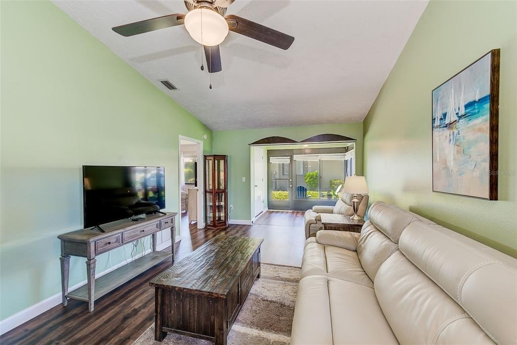 6040 27th Street W - Photo 6