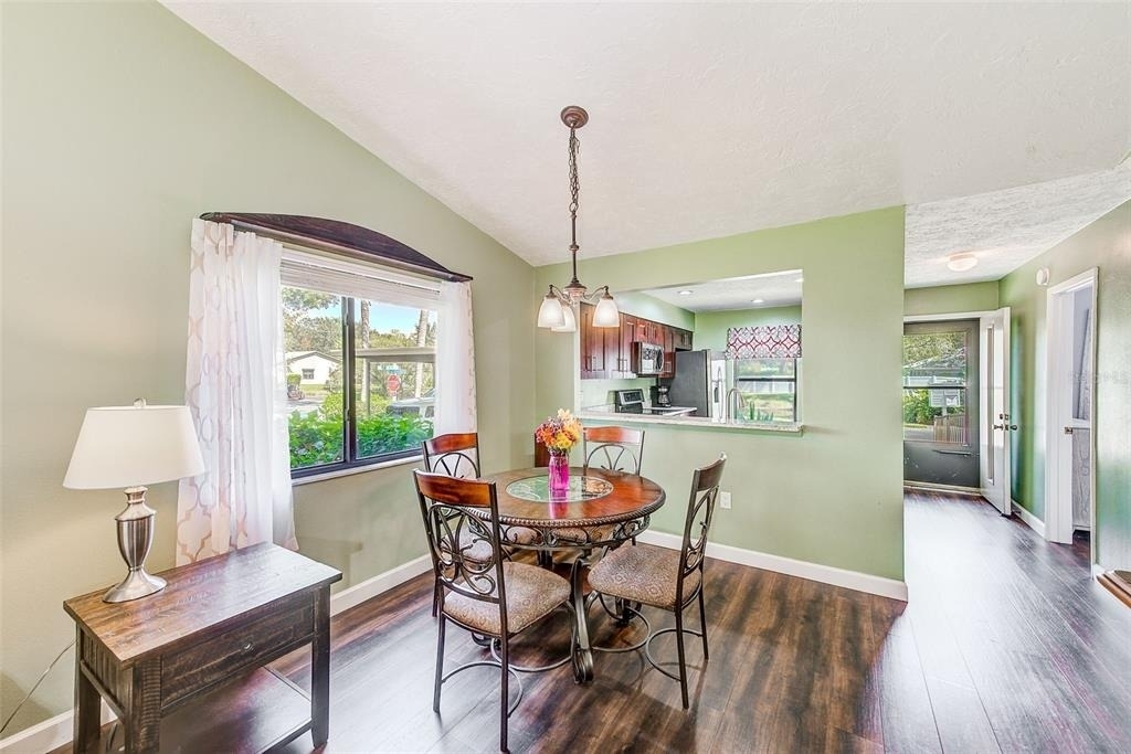 6040 27th Street W - Photo 5