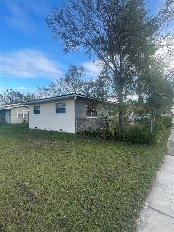 3995 40th Street N - Photo 12