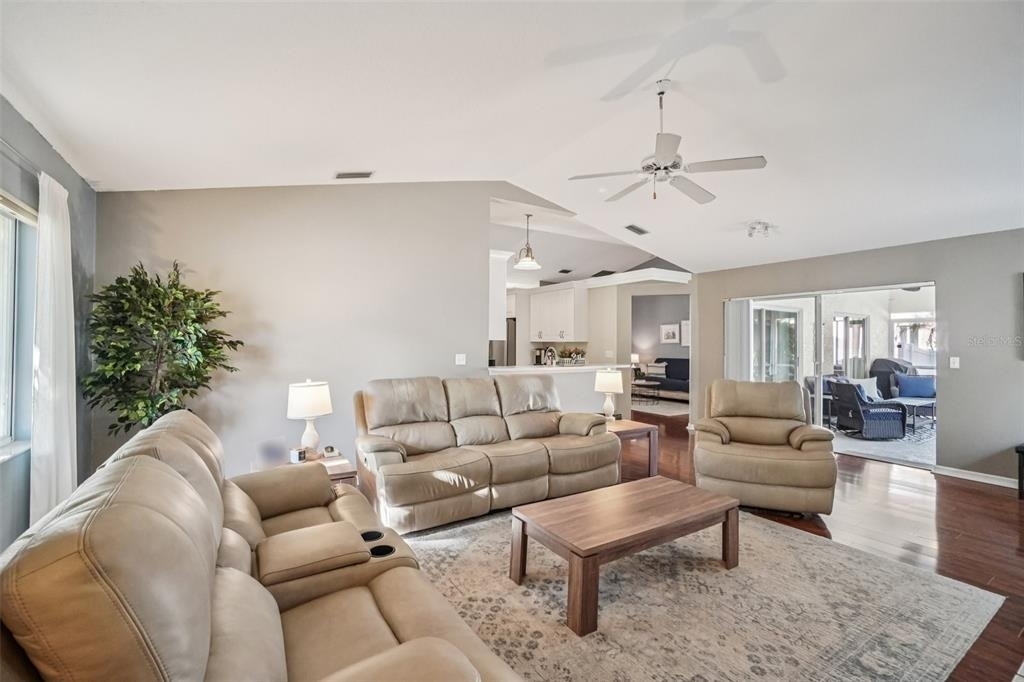 3132 Shoreline Drive - Photo 5