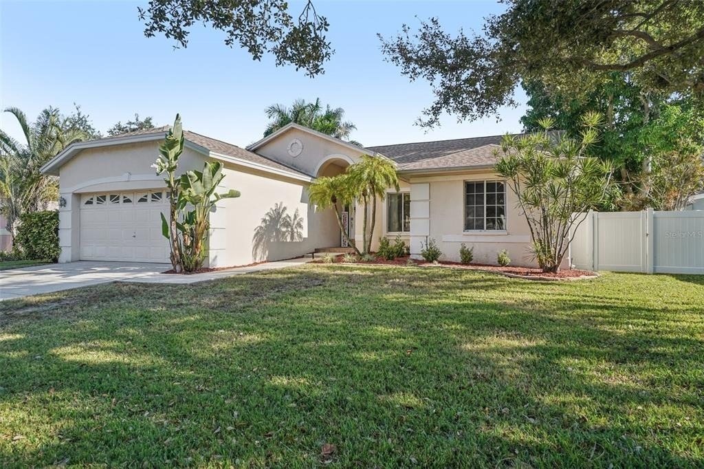 3132 Shoreline Drive - Photo 1