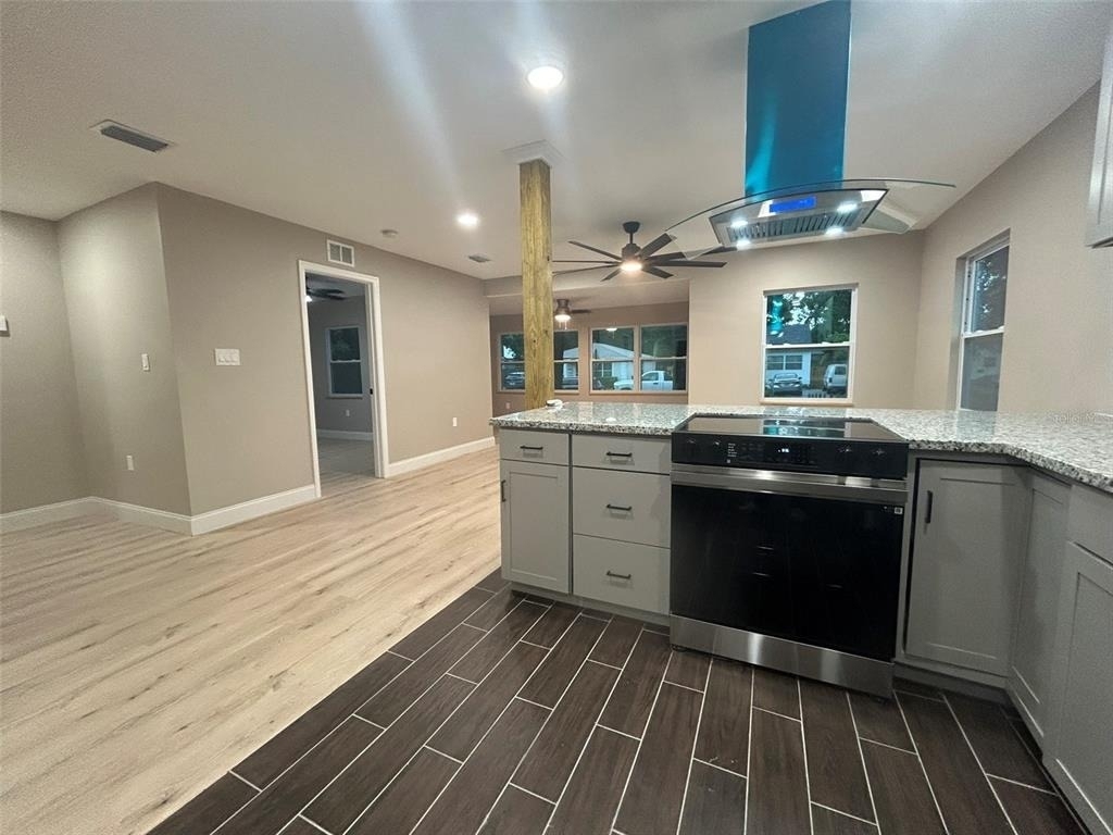 1615 39th Street S - Photo 9