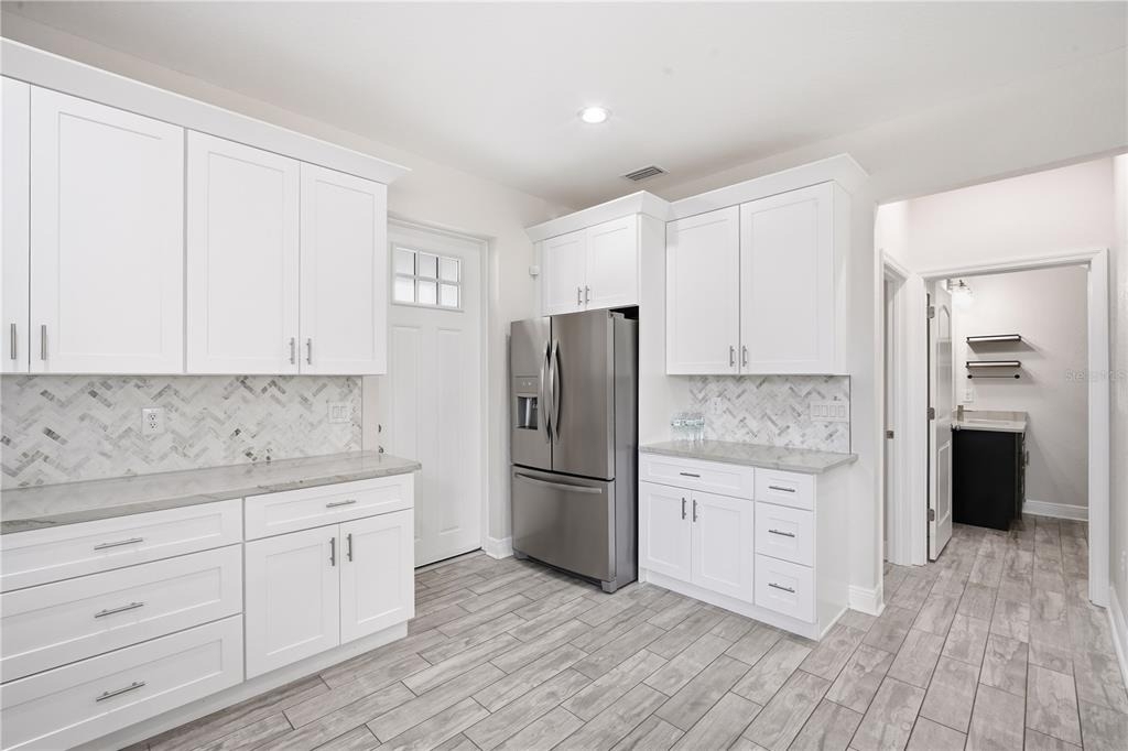 2904 Banza Street - Photo 8