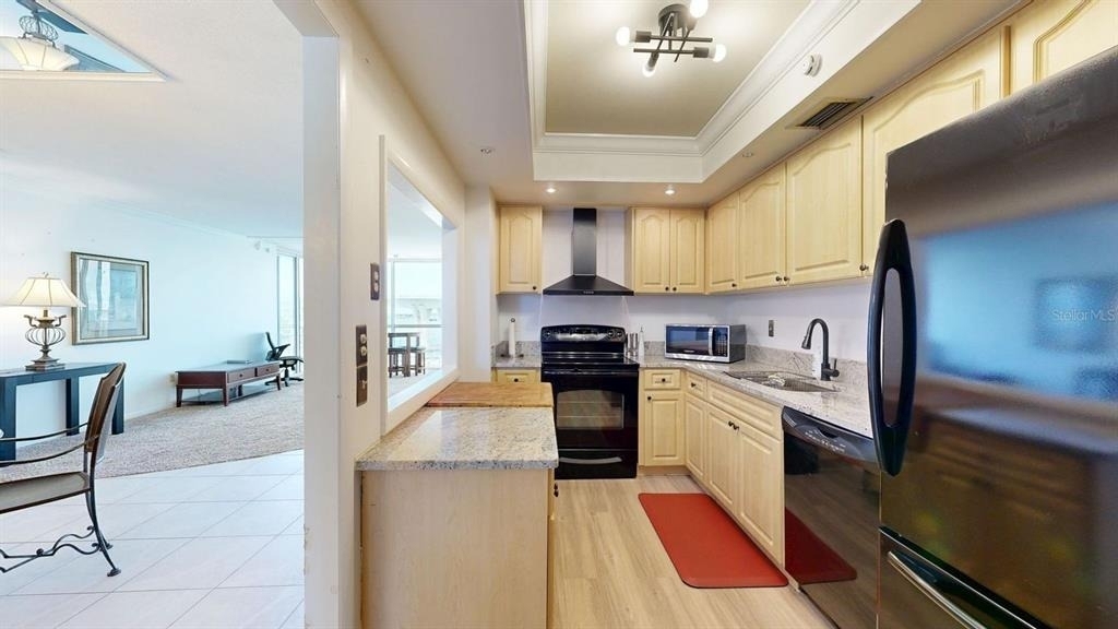 100 Pierce Street - Photo 2