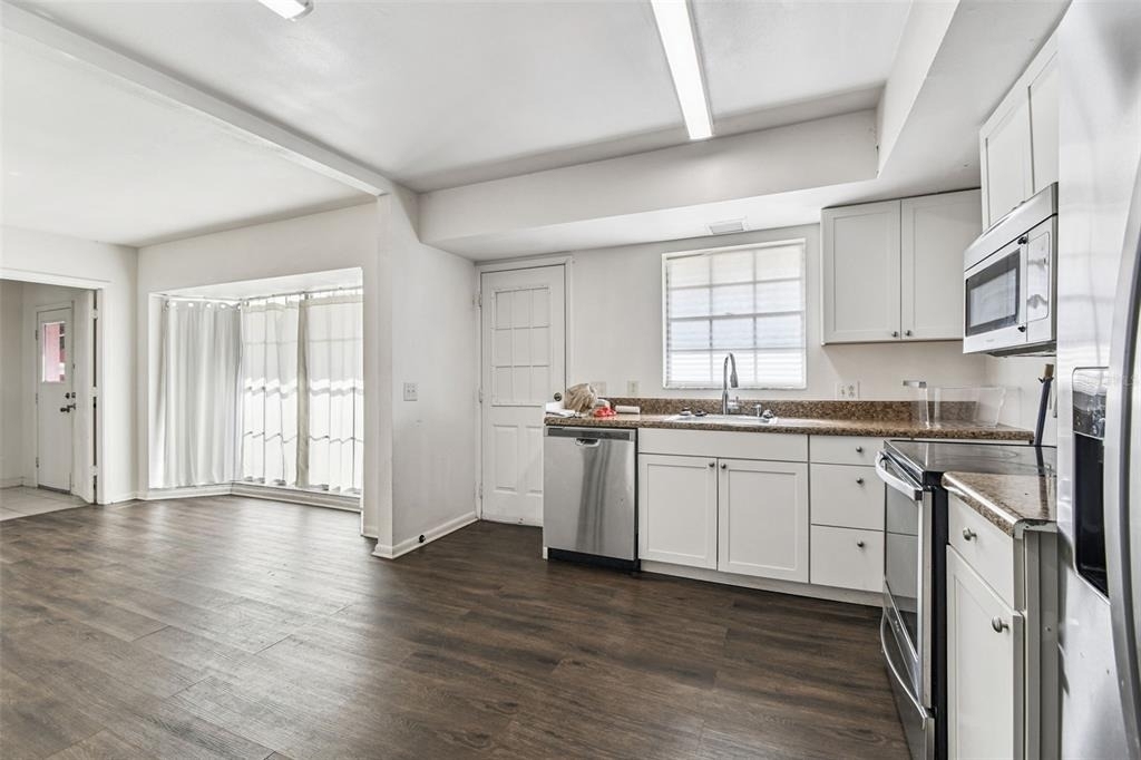 855 E Brandon Boulevard - Photo 2