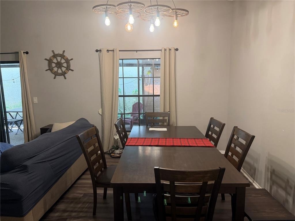 692 Bellingham Place - Photo 4