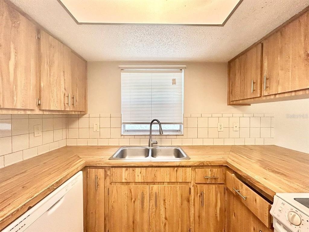 5800 Montana Avenue - Photo 7