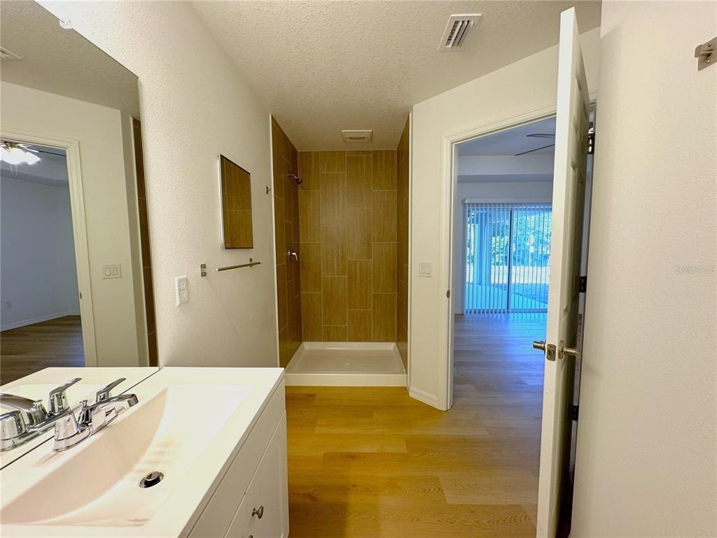 1017 Carnegie Drive - Photo 18