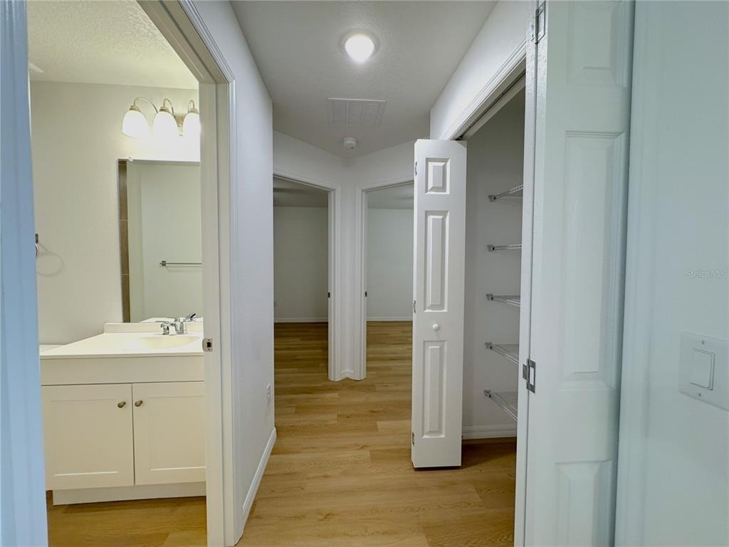 1017 Carnegie Drive - Photo 7