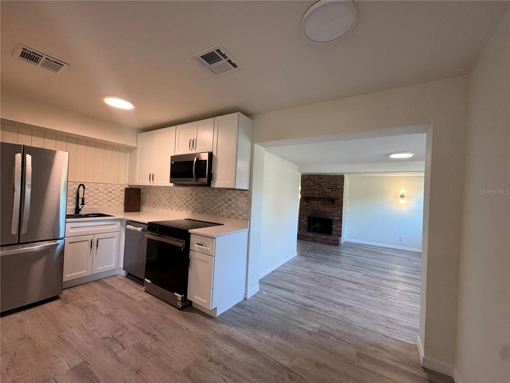 7224 Valiant Court - Photo 2