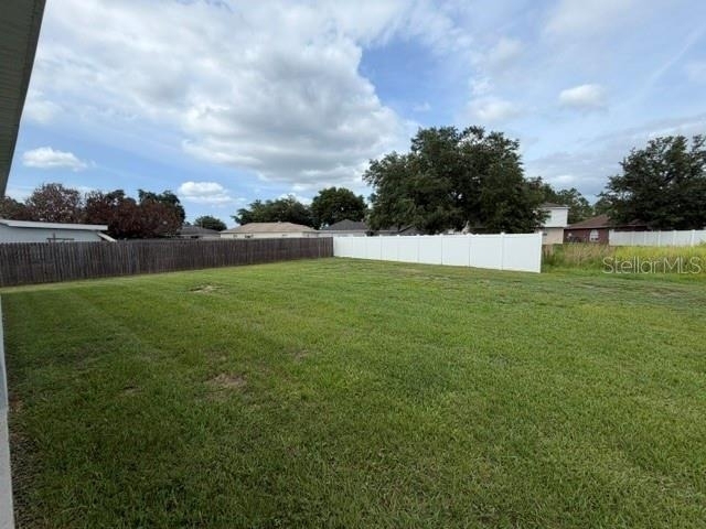 709 Versailles Lane - Photo 21