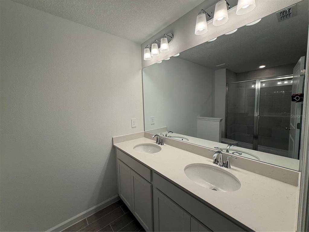 3674 Se 37th Court - Photo 13